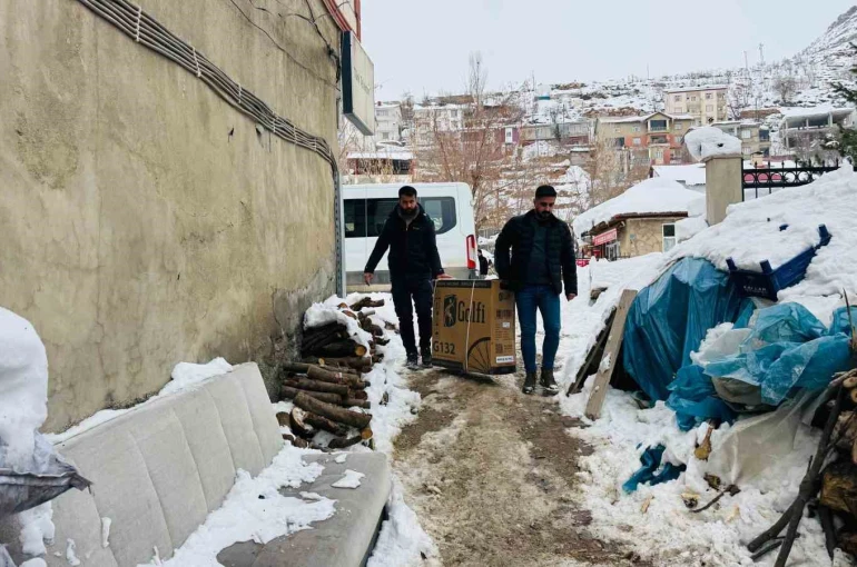 Engelli çocuğa anlamlı hediye