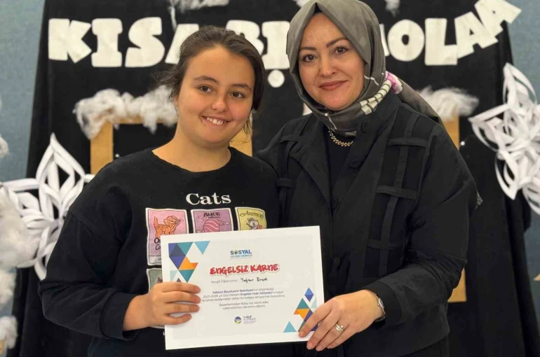 Engelsiz Hobi Atölyelerinde karne heyecanı 