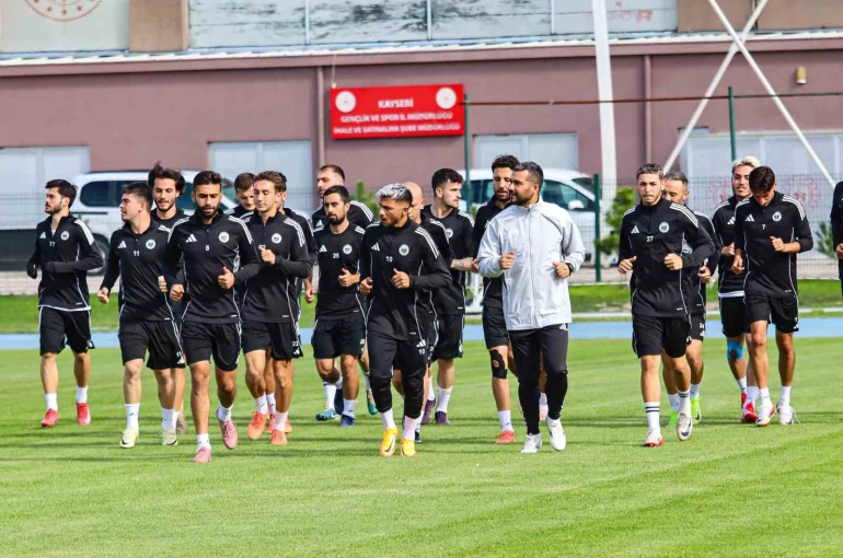 Erciyes 38 FK, Malatya Yeşilyurtspor maçı hazırlıklarını sürdürüyor