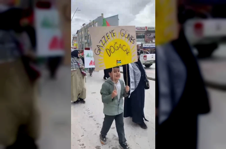 Ereğli'de Filistin'e destek yürüyüşü