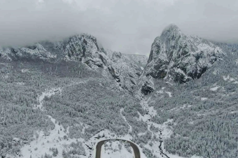 Ersizlerdere Tabiat Parkı’nda kar güzelliği 