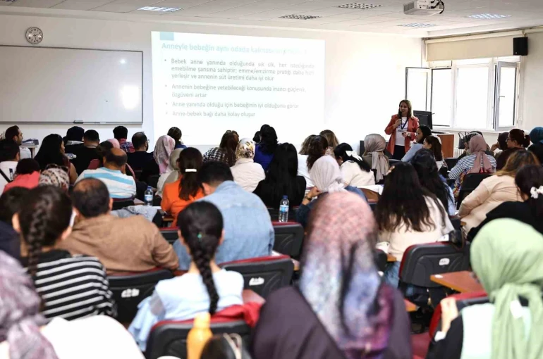 ERÜ Hastaneleri’nde Anne Sütü ve Tamamlayıcı Beslenme Eğitimi düzenlendi