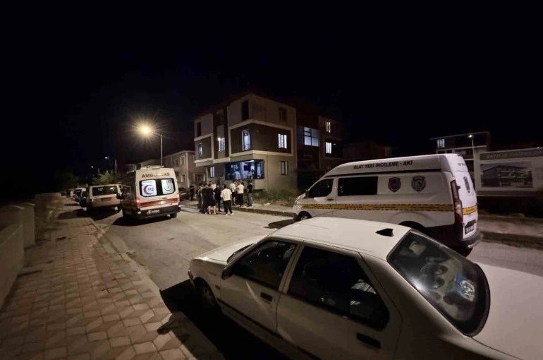Erzincan’da eski eş dehşeti: 2 kişi pompalı tüfekle öldürüldü 