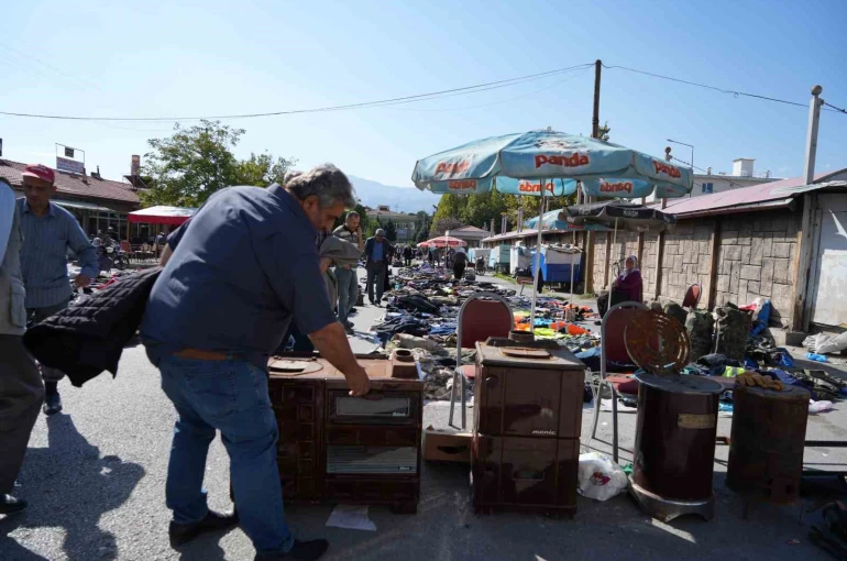 Erzincan’da havalar soğudu, sobalar satışa çıkarıldı 