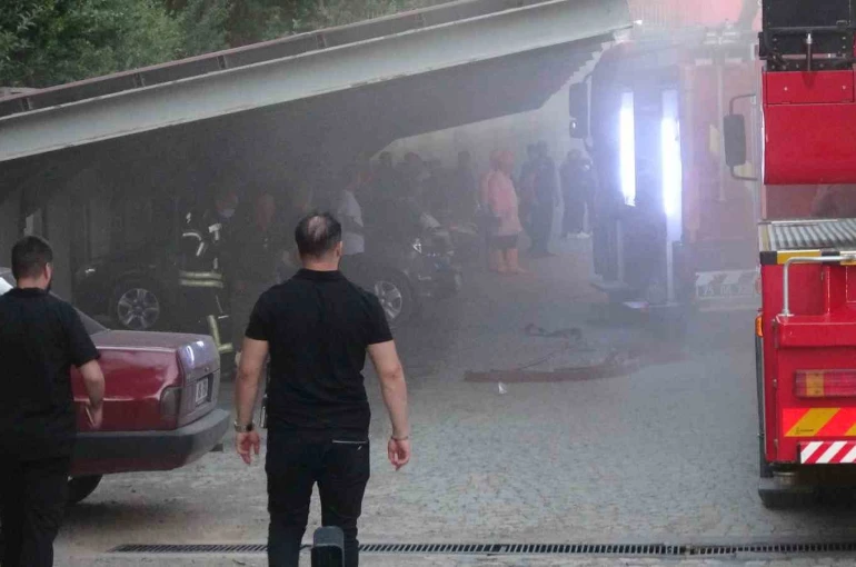 Erzurum Adliyesi’nde yangın: 2 kişi dumandan etkilendi
