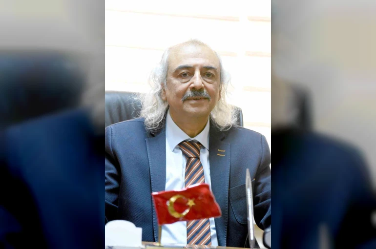 Erzurum Tarih Derneği Başkanı Özden: "Sultan Alparslan ve kahraman ecdadımızı rahmet, minnet ve şükranla anıyoruz"