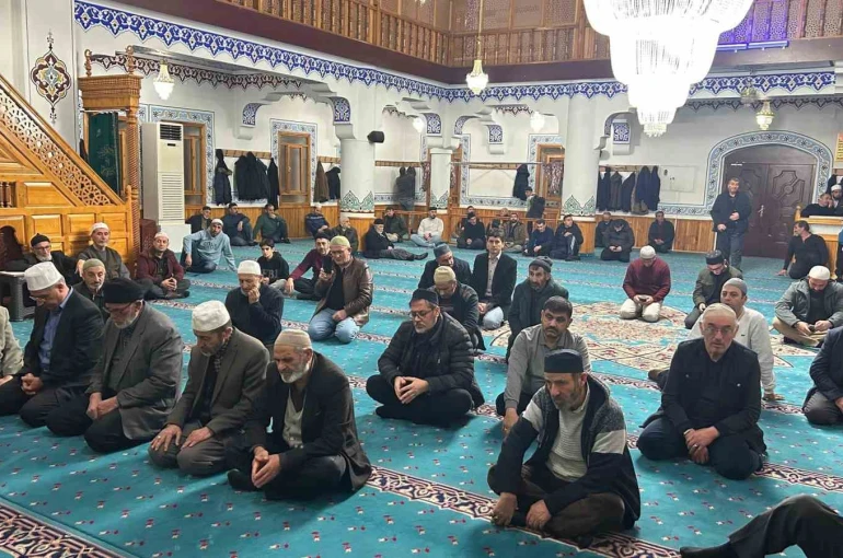 Erzurum’da 1001 Hatim bereketi 