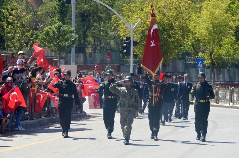 Erzurum’da 30 Ağustos provasına trafik düzenlemesi