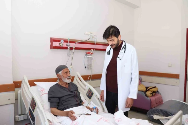 Erzurum’da doktordan hayat kurtaran kritik müdahale 