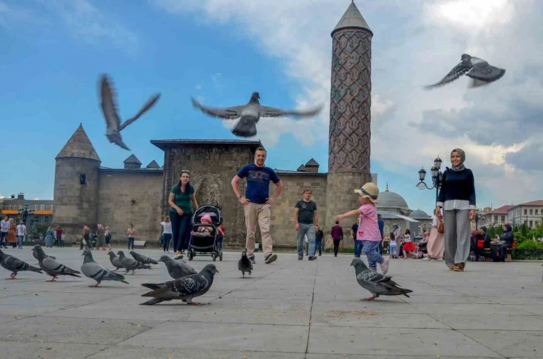 Erzurum’da kültürel mirasa 51,6 milyon liralık destek 