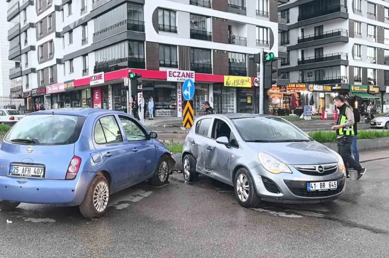 Erzurum’da zincirleme trafik kazası: 1 yaralı 