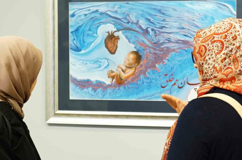 Esenler Belediyesi "The Message: Kainat Ayetlerinin Sanatla Tefsiri" sergisine ev sahipliği yapıyor 