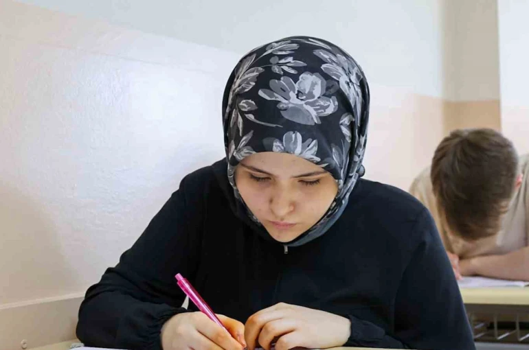 Esenler’de Mihmandar Akademi başarıya doymuyor