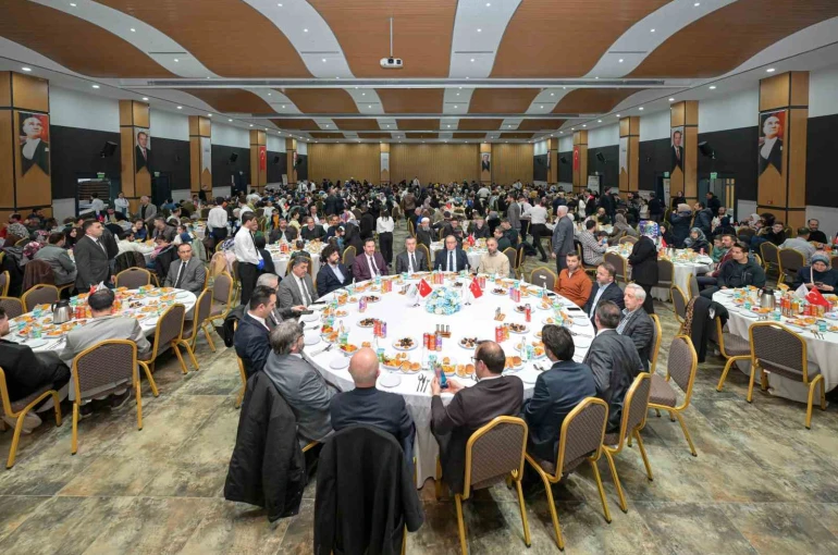 Esenyurt’ta din görevlileriyle manevi iftar buluşması