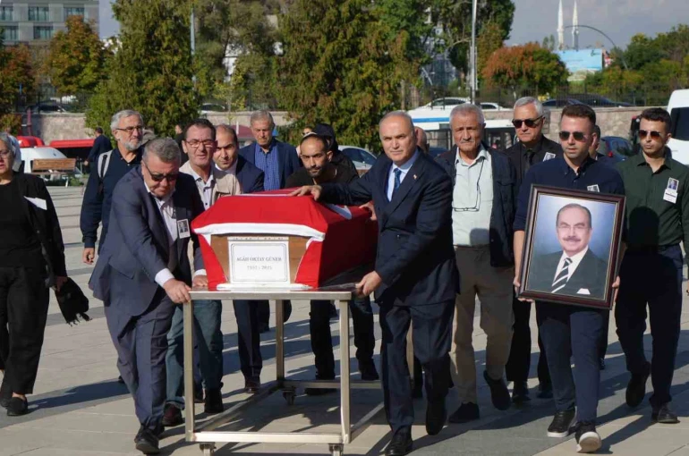 Eski Bakan Güner, Ankara’da son yolculuğuna uğurlandı 