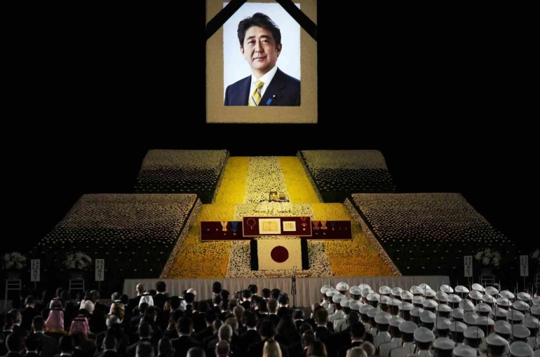 Eski Japonya Başbakanı Shinzo Abe’nin katiline müebbet hapis 