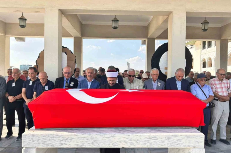 Eski Sanayi ve Teknoloji Bakanı Doğru, son yolculuğuna uğurlandı