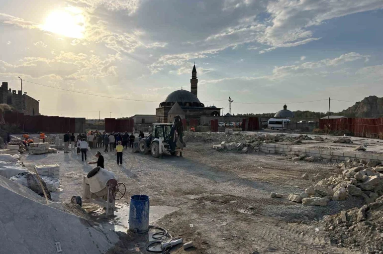 Eski Van Şehri’nde geleneksel sanatların yaşatılacağı mahalle kurulacak 