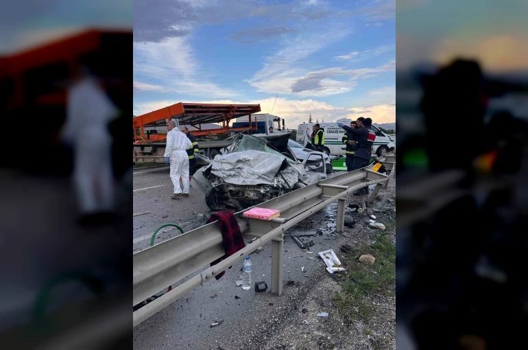 Eskişehir-Ankara yolunda feci kaza: 4 ölü, 2 yaralı