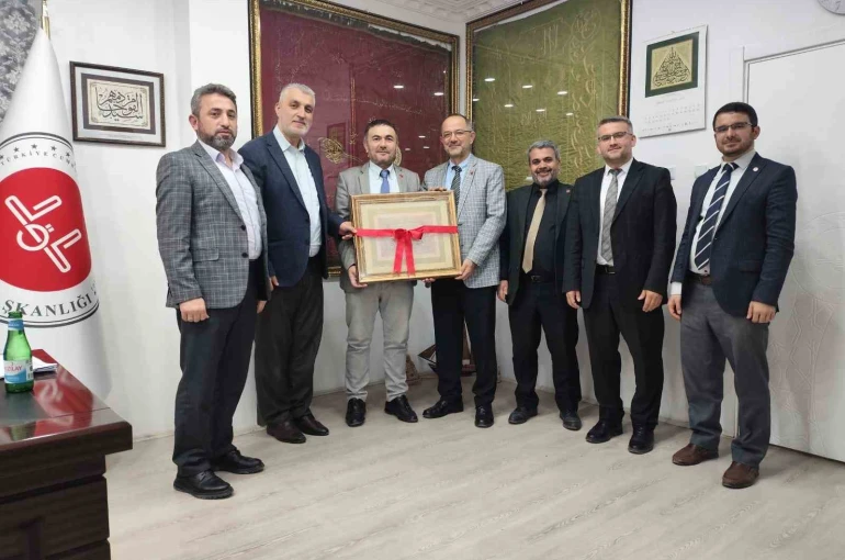 Eskişehir ilçe müftüleri Emirdağ’da 