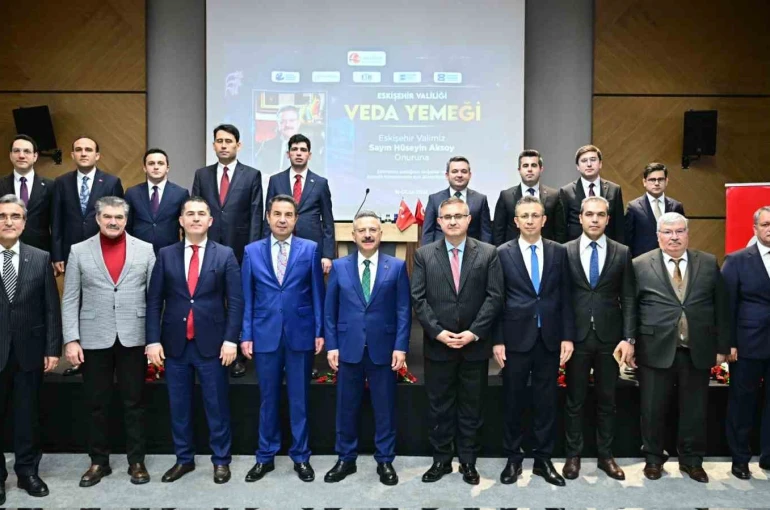 Eskişehir Valisi Aksoy: "Kapım Eskişehirlilere her zaman açık" 