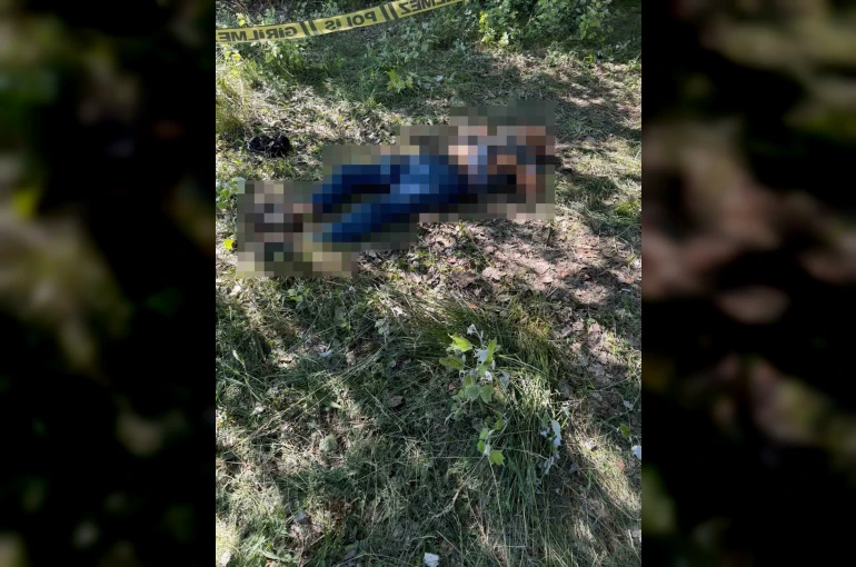 Eskişehir’de bir kişi ağaçlık alanda ölü bulundu 