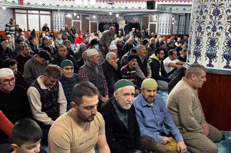 Eskişehir’de Enderun usulü teravih coşkusu 