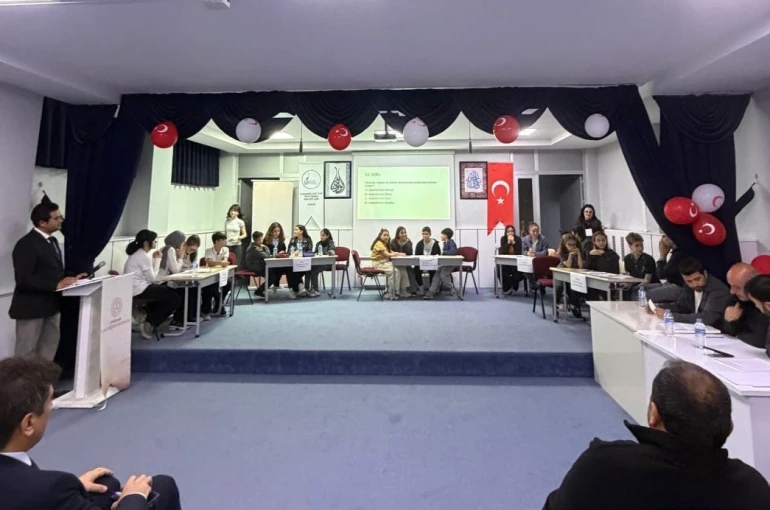 Eskişehir’de gençler Kur’an-ı Kerim Güzel Okuma ve Dini Bilgileri yarışmasında ter döktü 