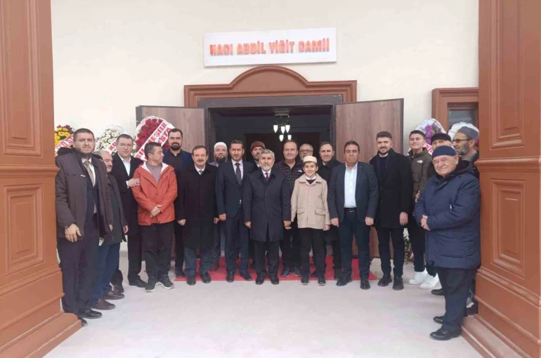 Eskişehir’de Hacı Abdil Yiğit Camii dualarla hizmete açıldı 