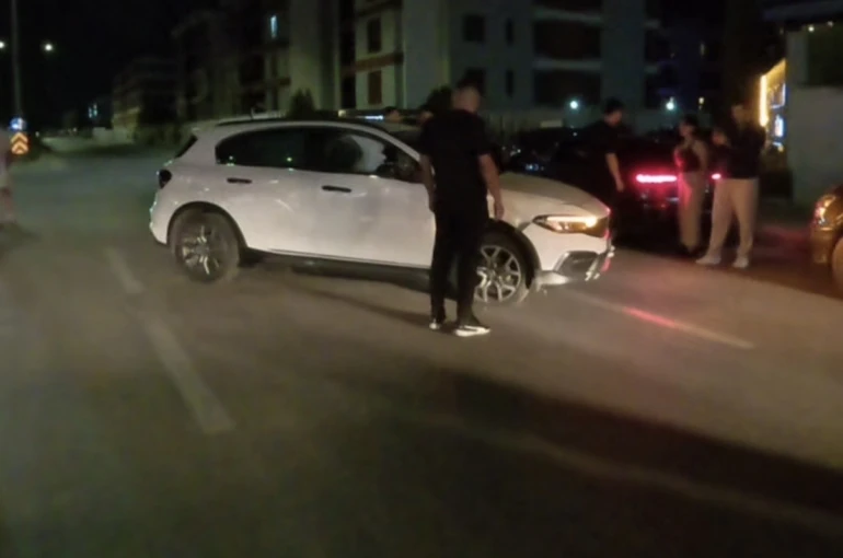 Eskişehir’de otomobil ile motosiklet çarpıştı: 1 yaralı