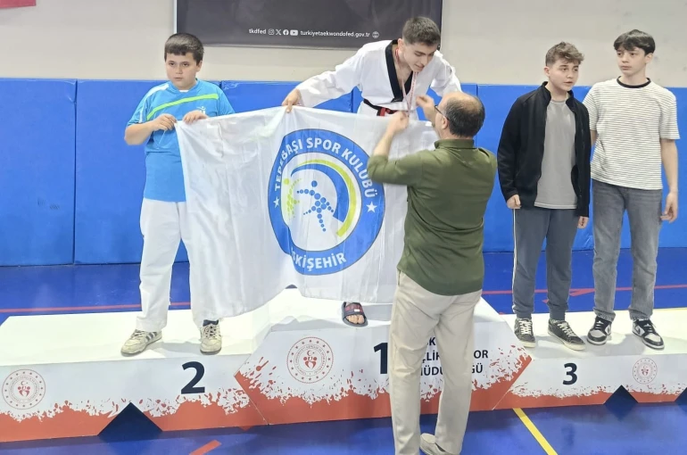 Eskişehir’de taekwondo müsabakaları sone erdi 