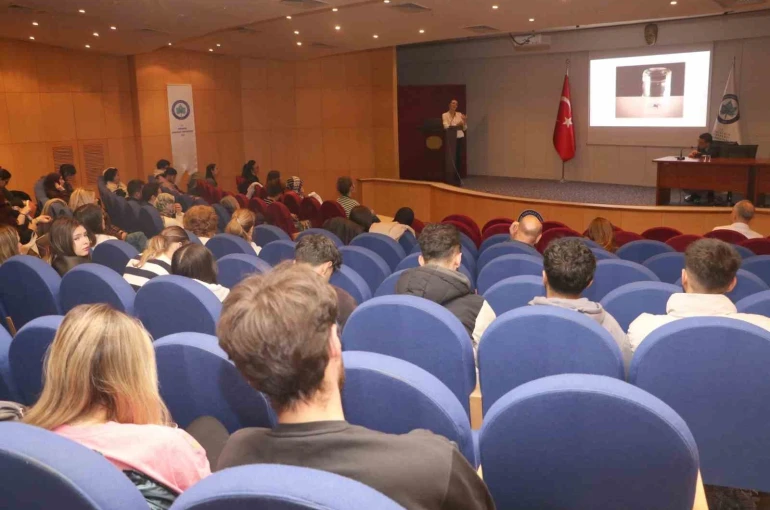 ESOGÜ’de ’Sağlıklı Yaşlanma Paneli’ düzenlendi 