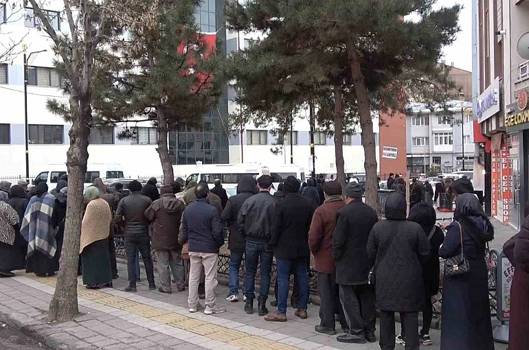 Et ve Süt Kurumu satış noktasında Ramazan yoğunluğu 