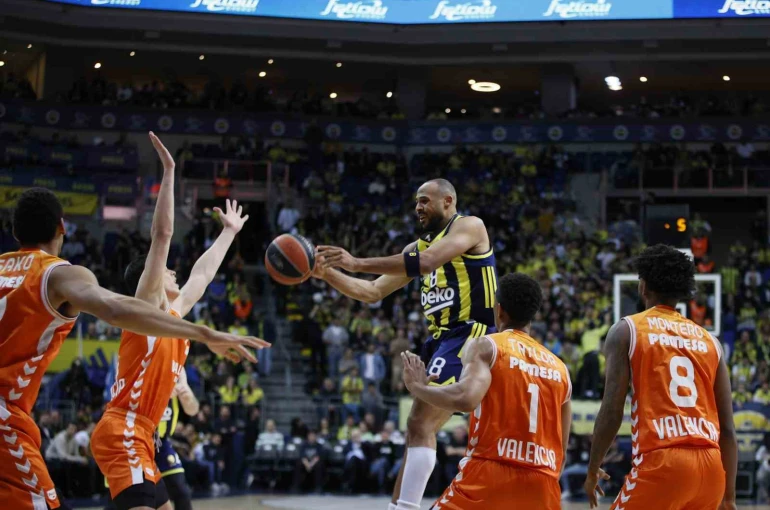 Euroleague: Fenerbahçe: 82 - Valencia Basket: 79 