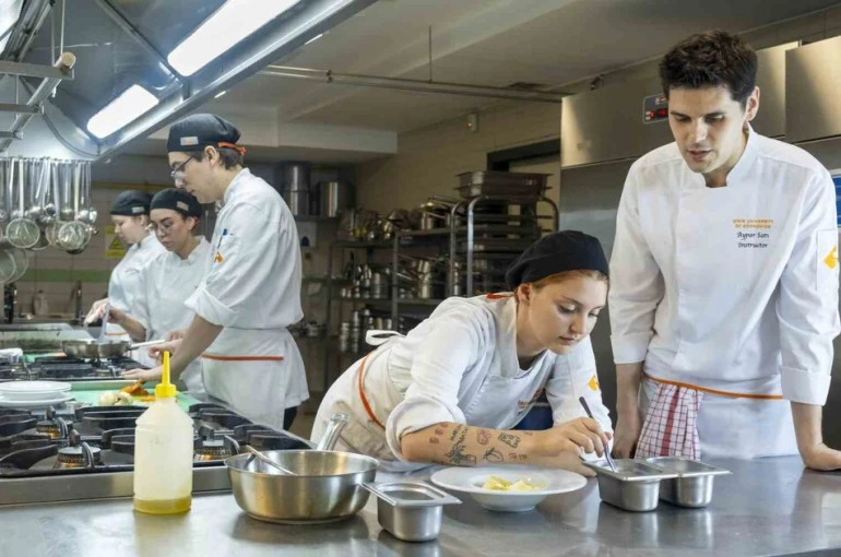 Ev yapımı konservede ‘ölümcül’ tehlike 