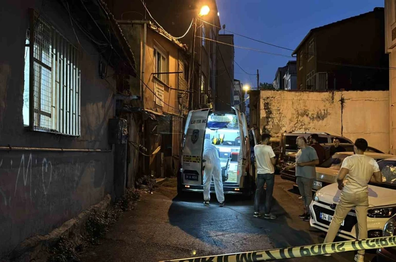 Evden yayılan kötü koku acı gerçeği ortaya çıkardı 