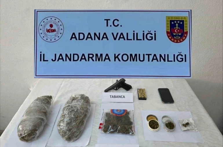 Evinde bir kilogram esrar ele geçirilen şüpheli tutuklandı