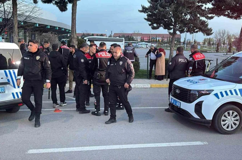 Evlenmek için Aksaray’a geldi, vazgeçip dönmek isteyince ortalık karıştı: 2 yaralı, 8 gözaltı 