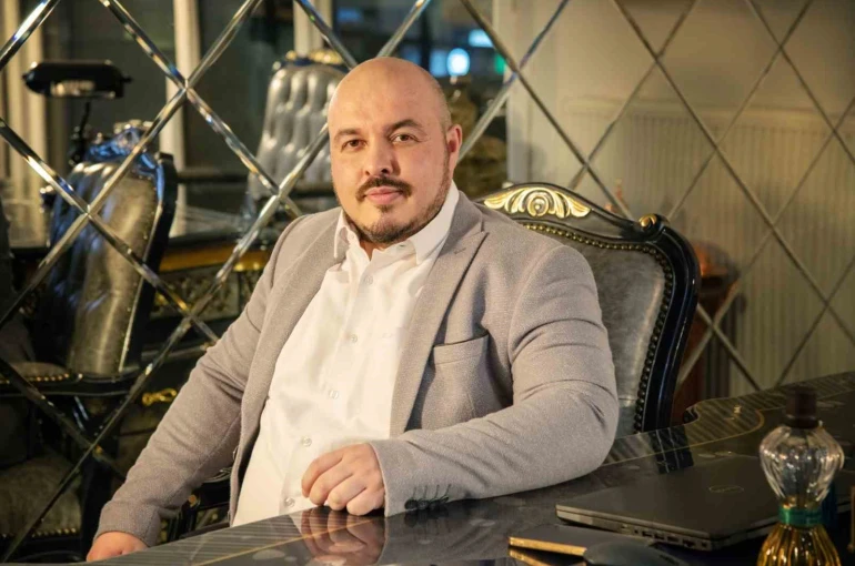 Evli olanlar dikkat: Mesajı ve çağrıları görüp cevaplamamak boşanma sebebi olabilir 