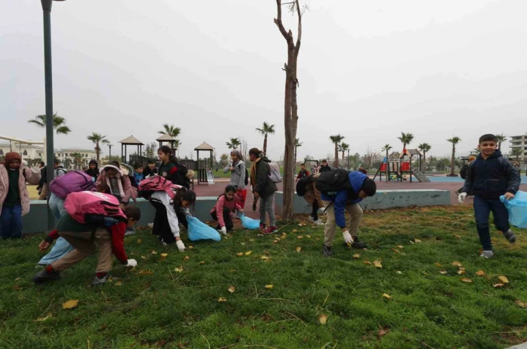 Eyyübiye Belediyesi’nden öğrencilere temizlik bilinci eğitimi 