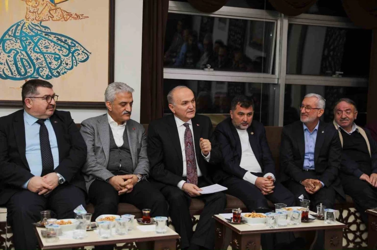 Faruk Özlü savunma sanayiinin dünü ve bugününü anlattı 