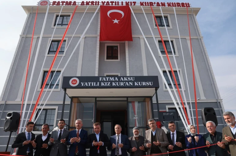 Fatma Aksu Yatılı Kız Kur’an Kursu açıldı 