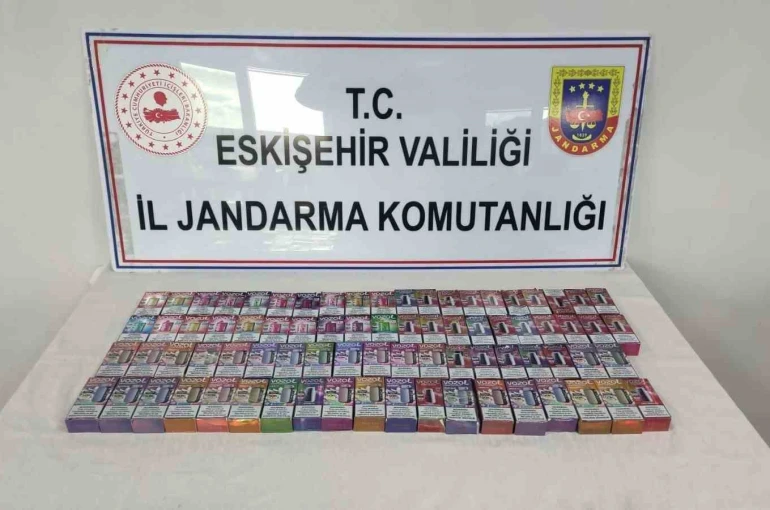 Faturasız elektronik sigara ve parfüm satışına yönelik operasyon 
