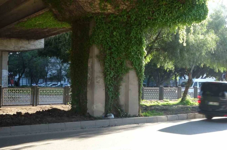 Feci kazada hayatını kaybeden kız, gelinlik ve duvakla uğurlandı 