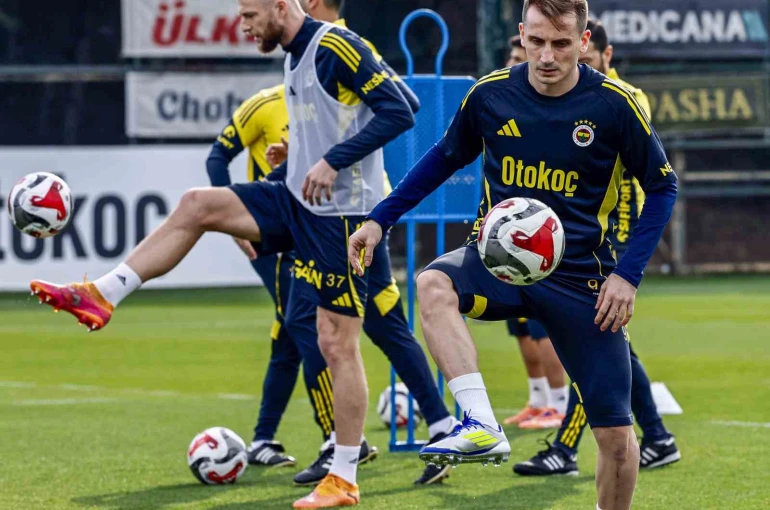 Fenerbahçe, Çaykur Rizespor maçı hazırlıklarını sürdürdü 