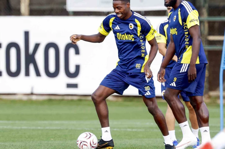 Fenerbahçe, Gençlerbirliği maçının hazırlıklarını tamamladı
