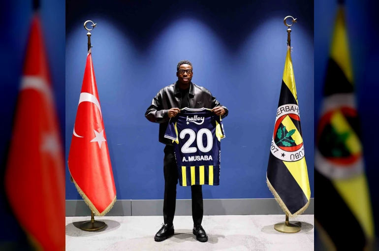 Fenerbahçe, Musaba’yı Norwich City’ye kiraladı