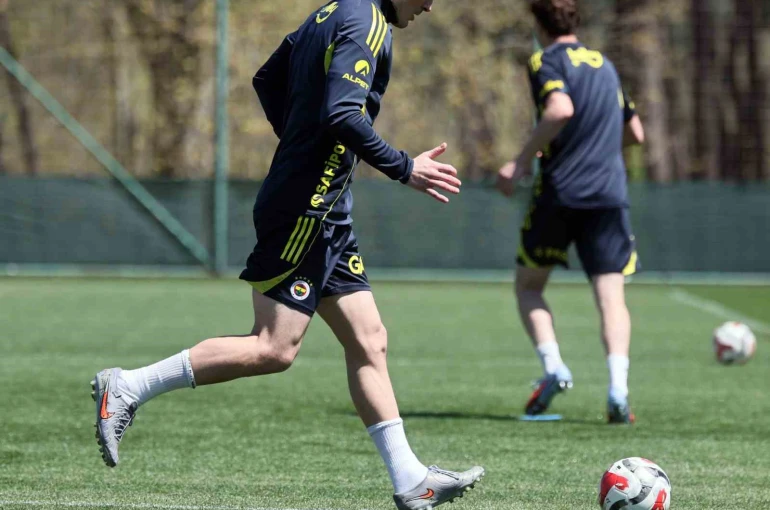 Fenerbahçe, RAMS Başakşehir maçı hazırlıklarına devam etti 