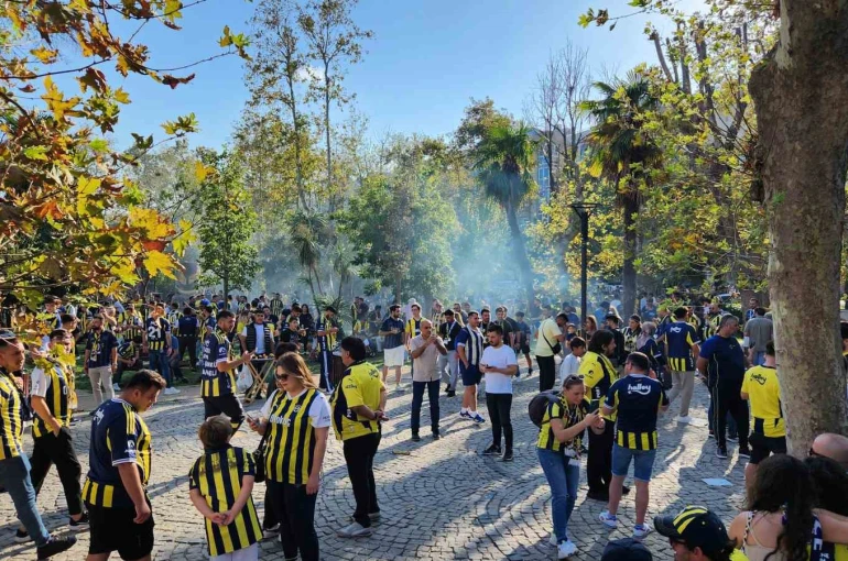 Fenerbahçe taraftarından Trabzonspor maçına yoğun ilgi 