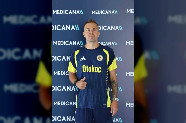 Fenerbahçe’de Mert Günok, ligin ilk haftasında forma giyemeyecek